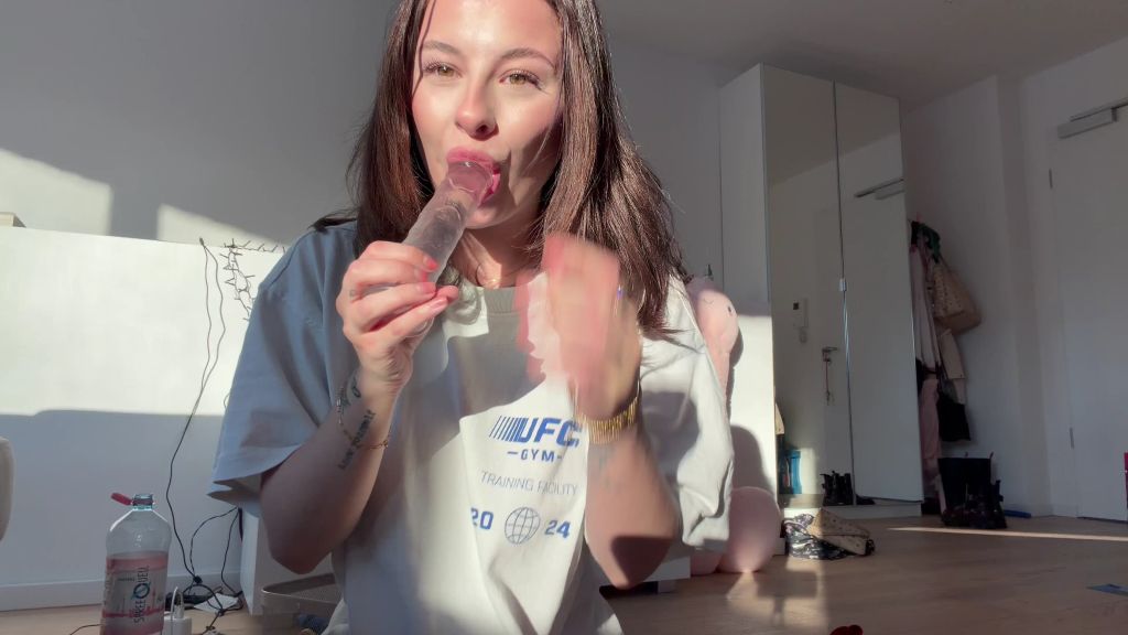 Heftige Spontanaktion! Ich brauche dringend einen Orgasmus