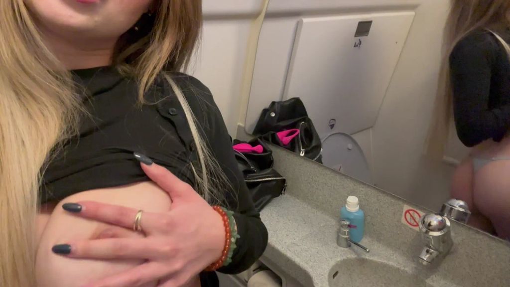 sexy foto nr. 4 von SB im Flugzeug