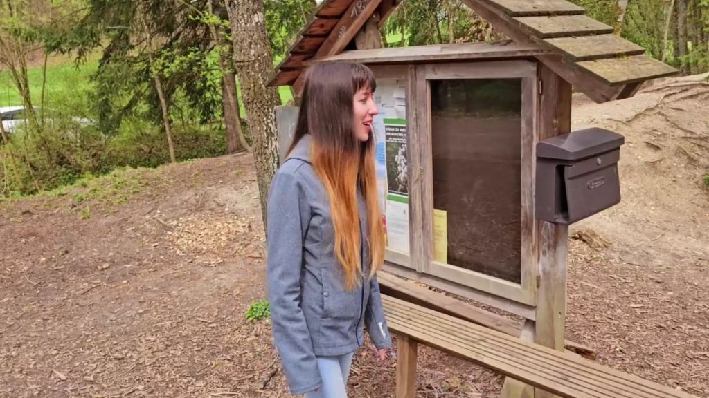 Vorschaubild 1 zum Video „Bekomme ich jetzt eine 1? Oder war es das falsche Loch?“