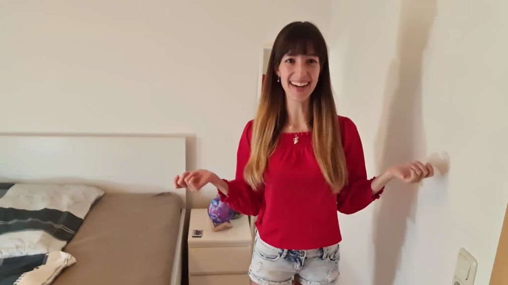 Vorschaubild 1 zum Video „Was hab ich getan?! Meine Brüste im Internet Gezeigt!!!“