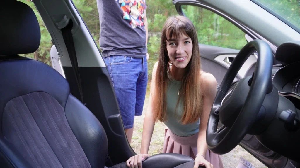Vorschaubild 10 zum Video „Wo ist meine Schüchternheit?! Parkplatz blowjob mit einem Fr“