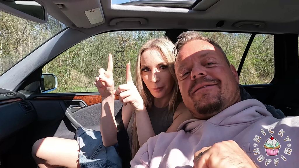 sexy foto nr. 5 von Parkplatzluder mein erster Auto Fick