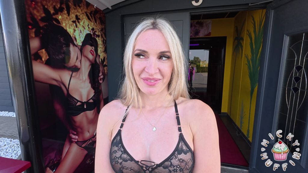 sexy foto nr. 1 von Cuckold reversed-ich darf nur schauen!