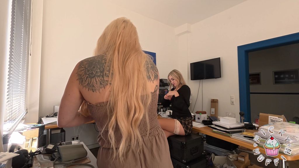 sexy foto nr. 1 von Hinter den Kulissen!