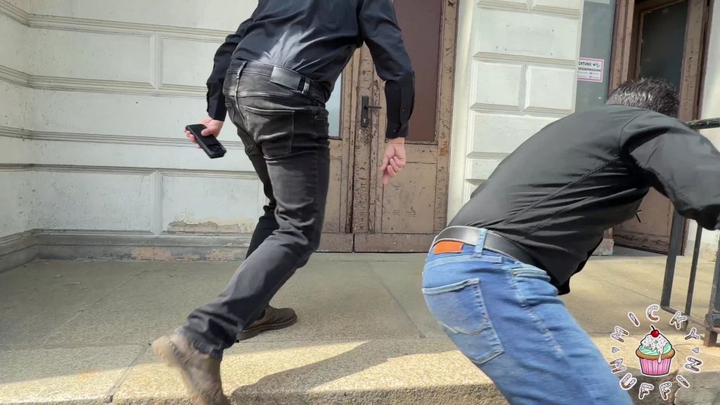 Vorschaubild 1 zum Video „Mein erstes Mal Double Pussy!“