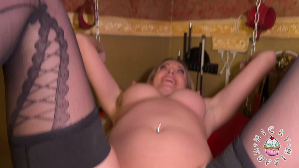 sexy foto nr. 5 von Mein erste Mal auf einer Liebesschaukel