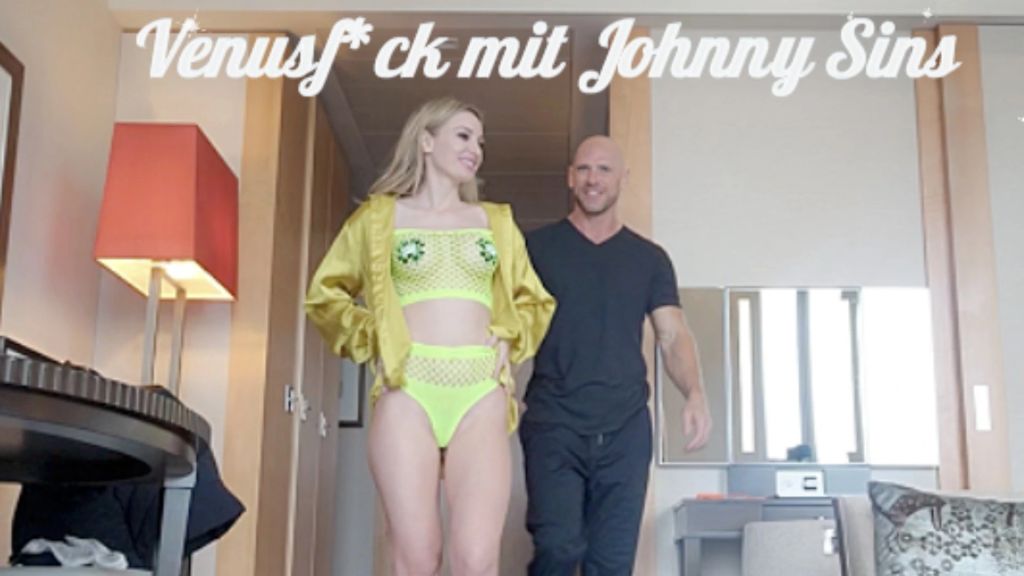 sexy foto nr. 9 von VENUSF*CK: Johnny Sins bes*mt meine P*ssy und bringt mich zu
