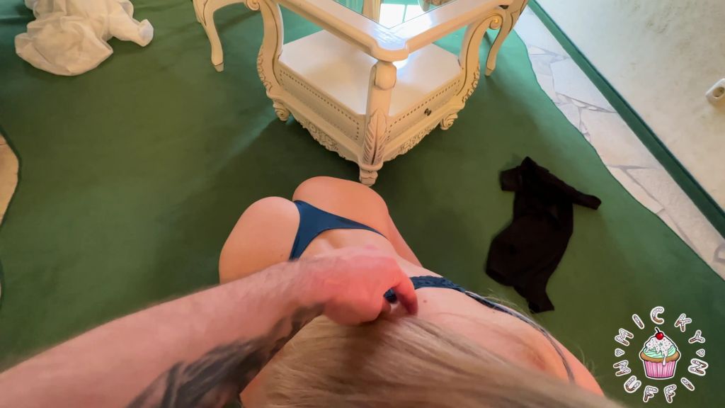 sexy foto nr. 4 von Hotelf*ck vor dem Augehen