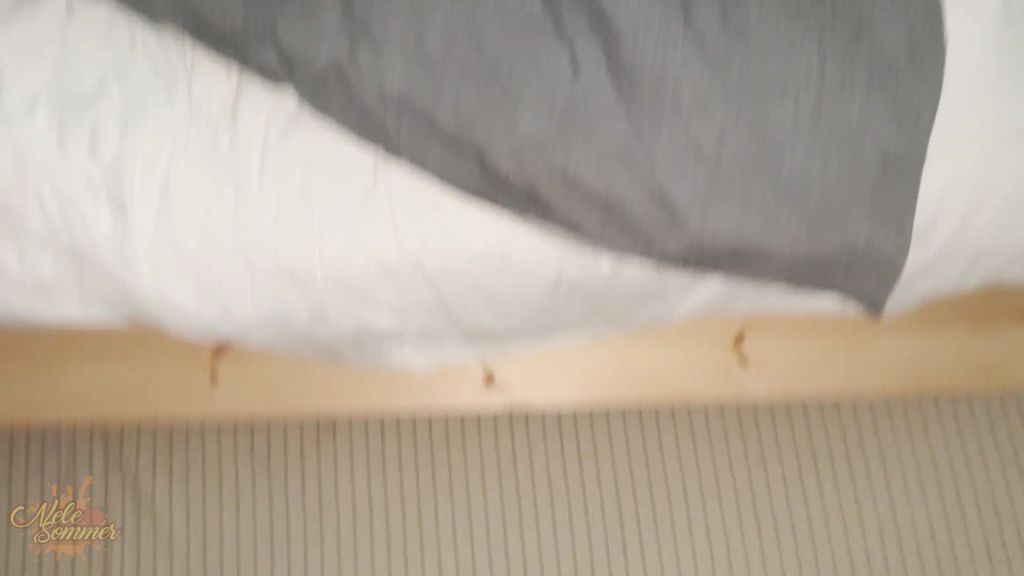 sexy foto nr. 2 von ZU SPÄT ZUR ARBEIT! - GEILER QUICKIE FÜHRT ZU CREAMPIE!