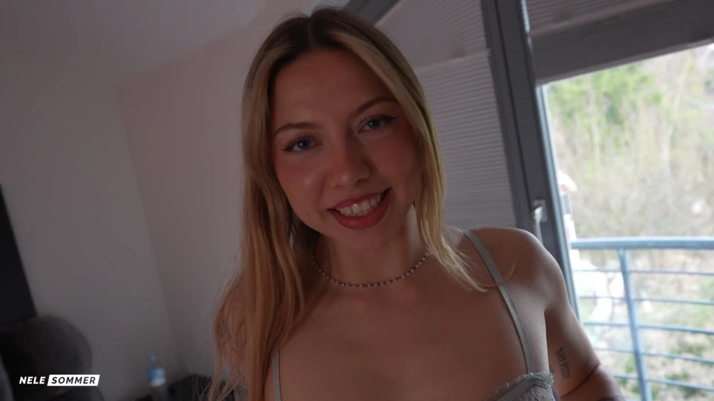 sexy foto nr. 1 von LANA IST MEINE SCHLAMPE! LESBO SPASS MIT COUNTDOWN