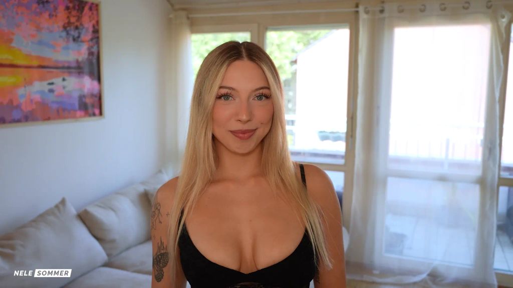 sexy foto nr. 2 von STEUERPRÜFER FICKT MICH HART! Sex statt Steuern!