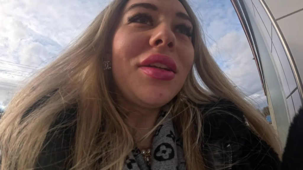 sexy foto nr. 5 von Mein geilster Piss auf der öffentlichen Toilette!