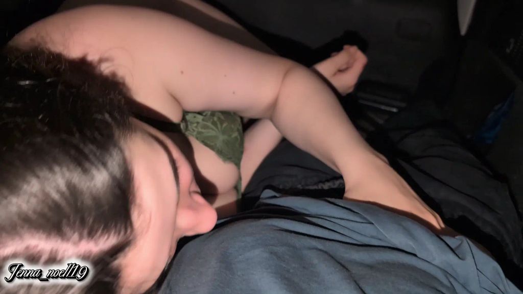 Vorschaubild zum Video „stranger-fuck in car“ von Jenna sxy 19