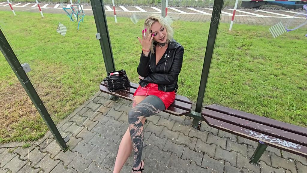 sexy foto nr. 1 von Um da wegzukommen hätte ich Jeden gefickt!