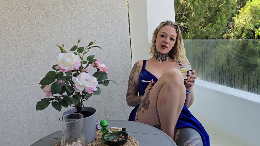 sexy foto nr. 1 von Zu Asi? Perverse AO Schlampe lässt sich beim 1. Date besamen