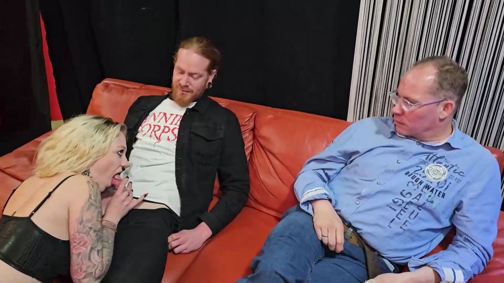 sexy foto nr. 3 von Dreckige Cuckold-Familie! Fremdgeschwängert vor Ehemann