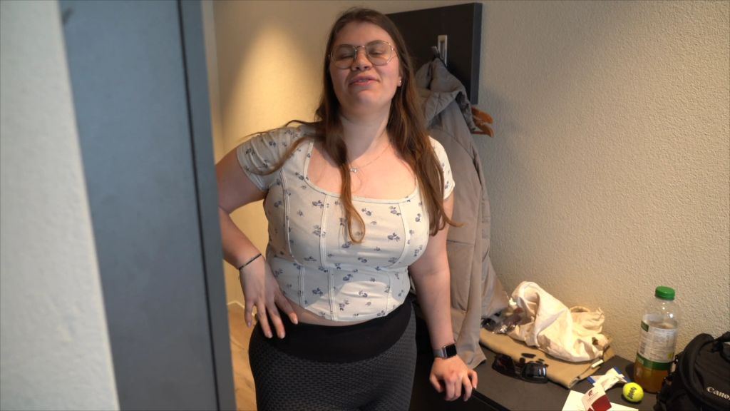 sexy foto nr. 2 von Hotelbesuch schief gelaufen! Mega Doppel Schwanz Zerfickung