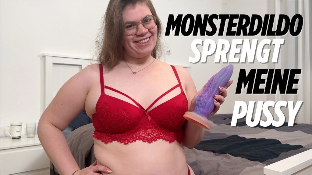 Monsterdildo sprengt meine Pussy!!