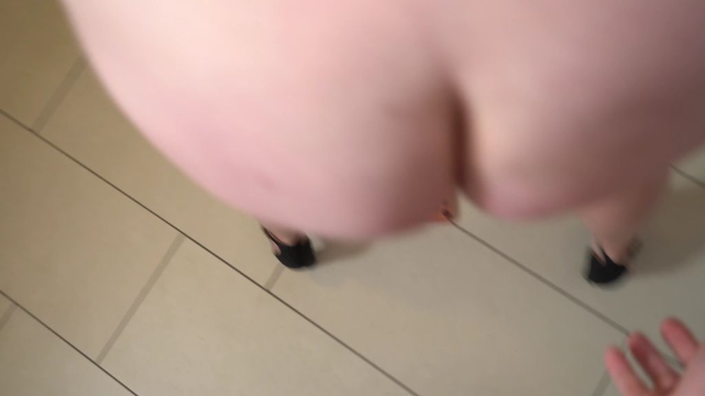 sexy foto nr. 6 von Achtung Schnellspritz-Alarm! Schafft er es in 3 Minuten?