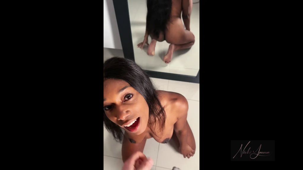 sexy foto nr. 5 von Deepthroat-Strafe nach Bürowette!! Spritz mir ins Gesicht!