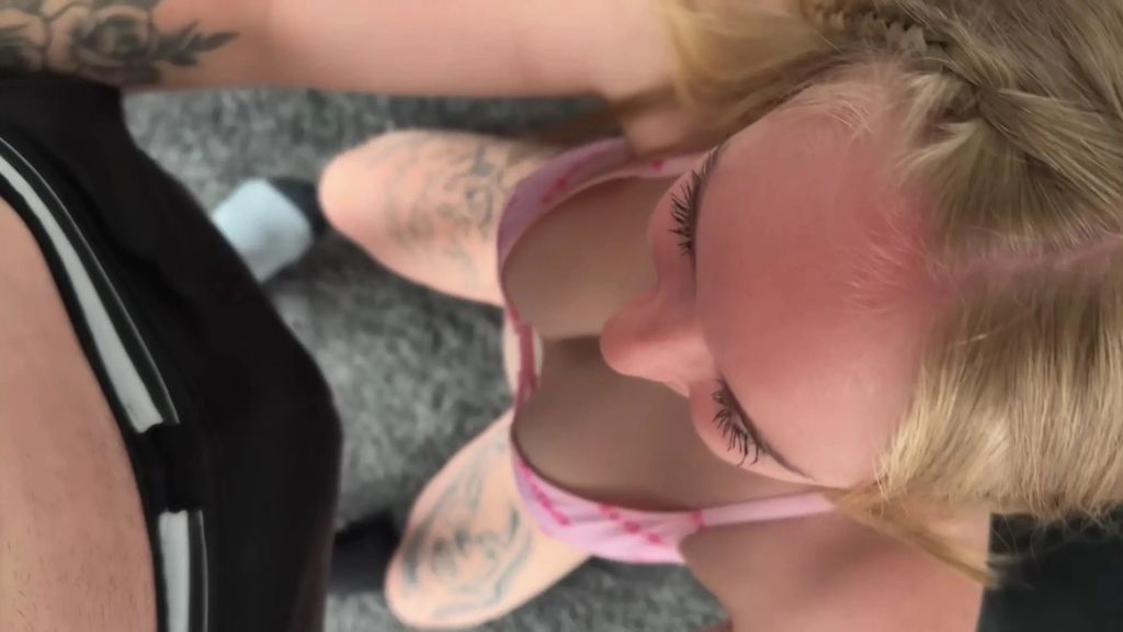 sexy foto nr. 9 von WILD - Mein 1. Blowjob vor der Kamera!