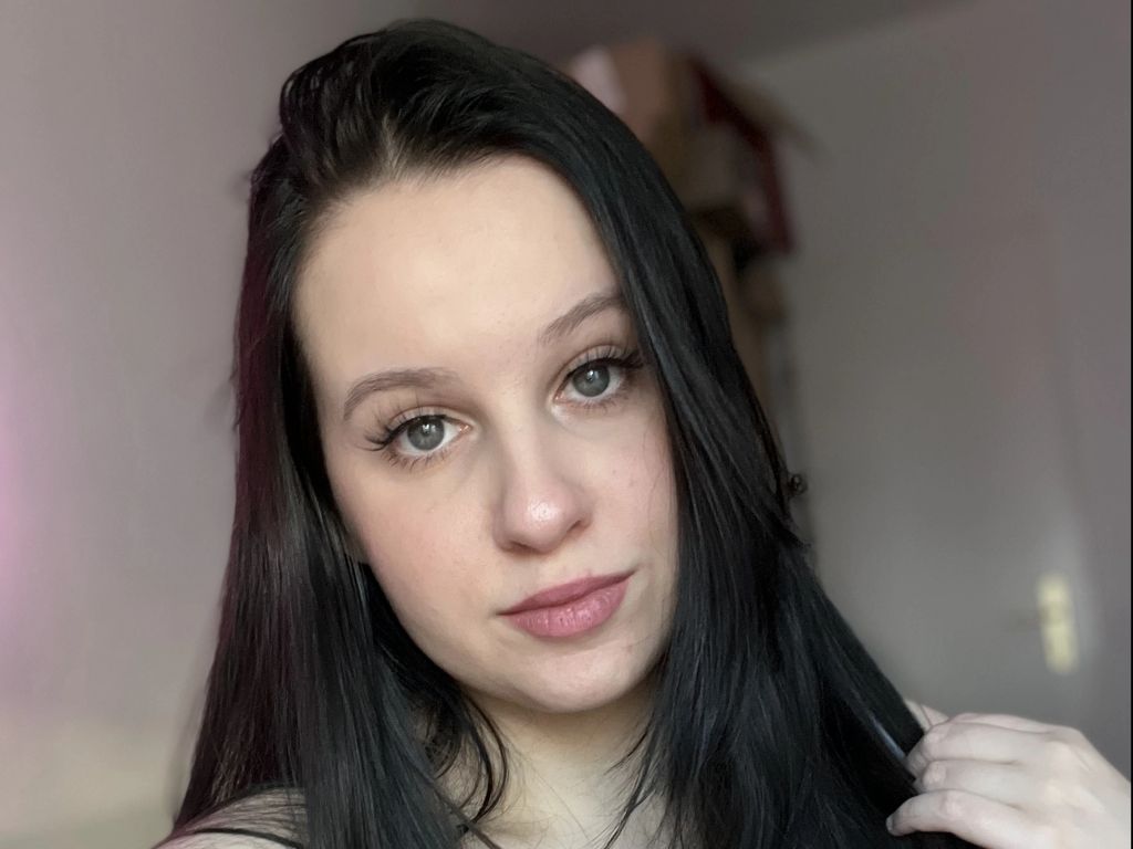 sexy foto nr. 1 von Ellie-Lush