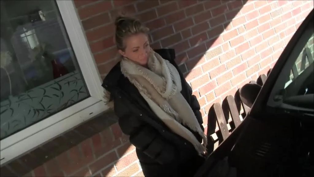 sexy foto nr. 1 von Frecher Pannendienst! Fickt mich zum Orgasmus!