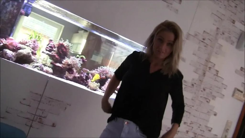 Der freche 18j kleine Bruder der Freundin ! Creampie