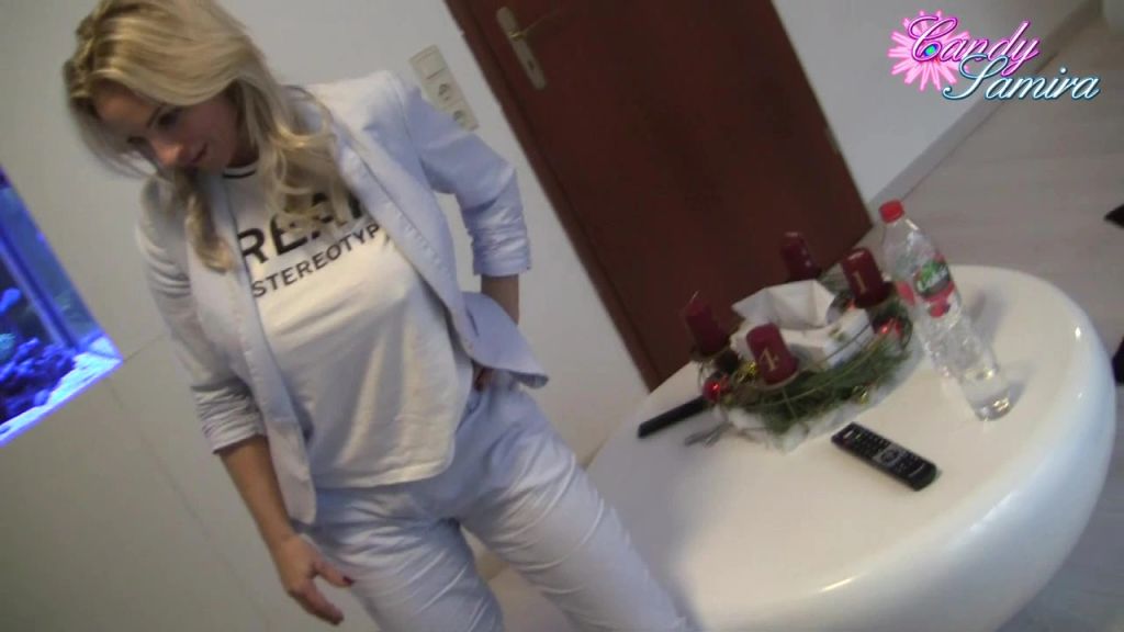 Userdate! Schüchterner Azubi vom Schlüsseldienst!