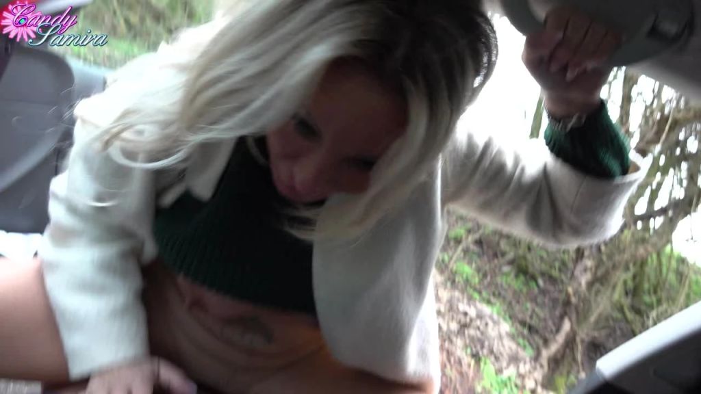 sexy foto nr. 9 von Nylon Fick ! Jogger hilft bei Autopanne