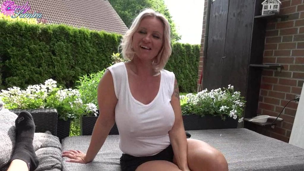 sexy foto nr. 2 von Peinlich! Nachbars Schwanz abgeblasen