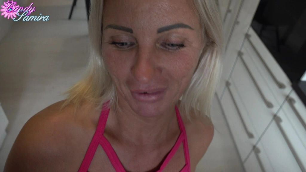 sexy foto nr. 4 von Blowjob mit Stiefbruder vom Ehemann