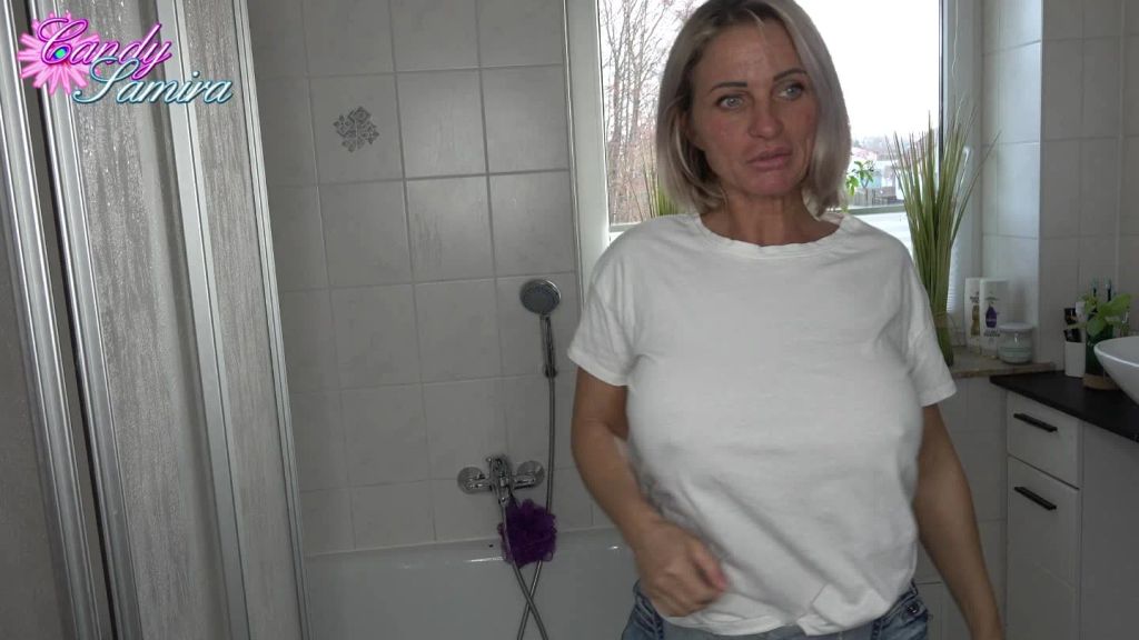 sexy foto nr. 3 von Haushaltshilfe! 19 Jährigen Bengel von Putzjob abgefickt!