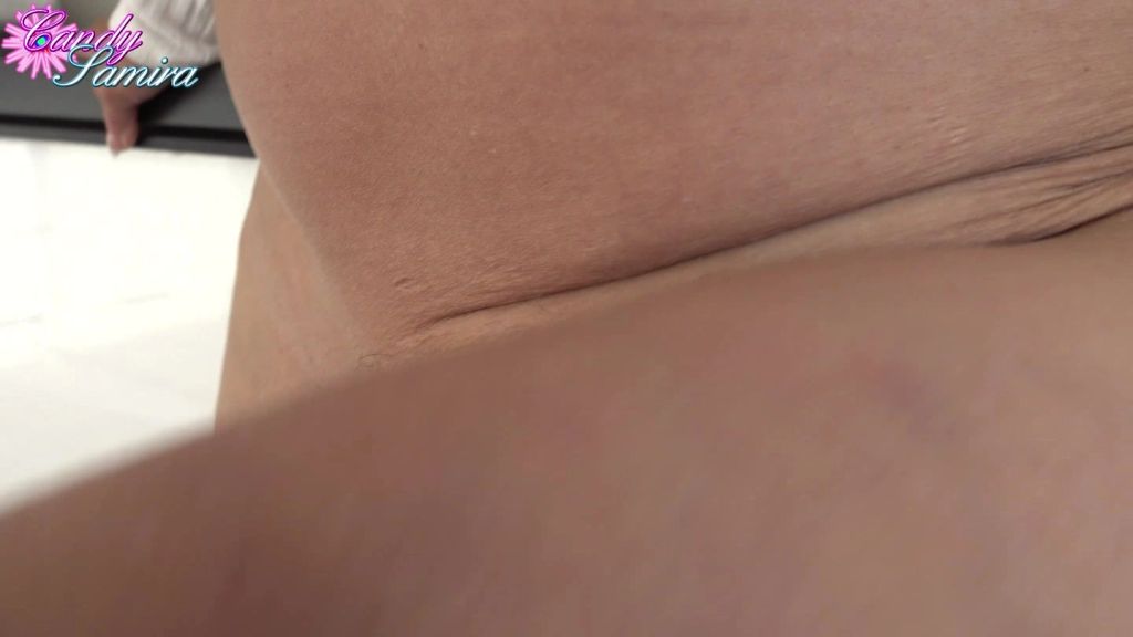 sexy foto nr. 5 von Frech dreister Helfer auf Baustelle!