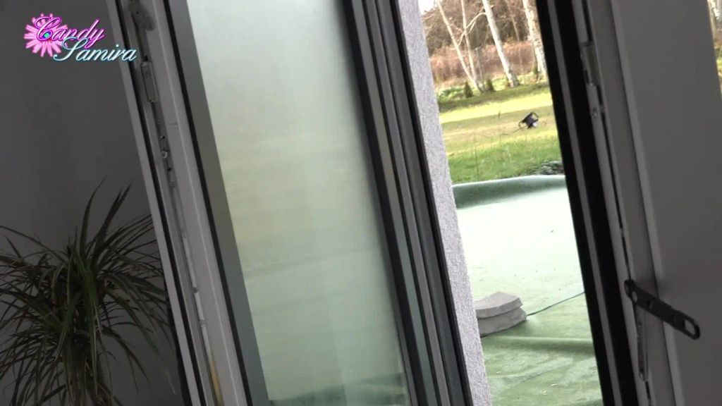sexy foto nr. 1 von Creampie! Fremdfick mit Stalker im Ehebett