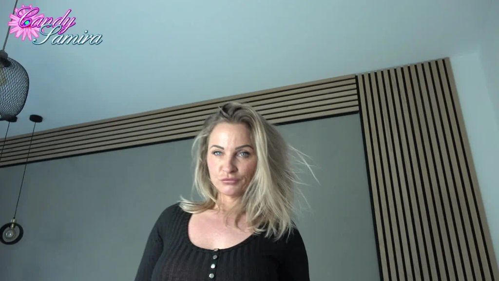 sexy foto nr. 1 von Wichsanleitung für Flo mit Nylon und Stiefel