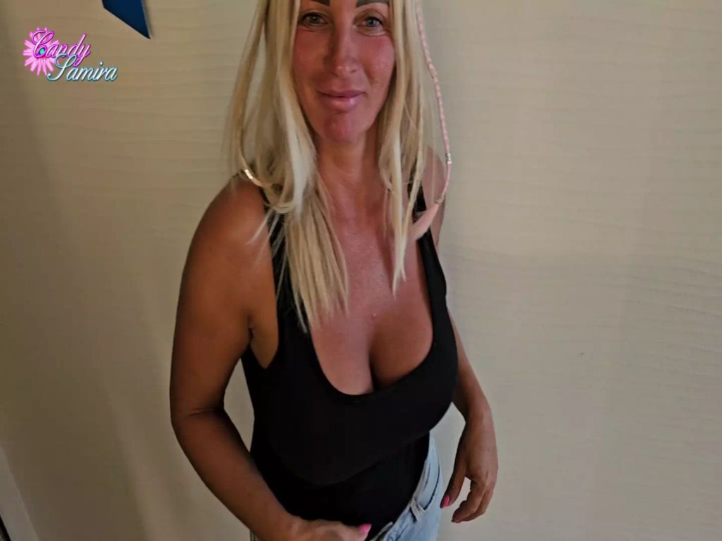 sexy foto nr. 1 von Nach der Parade noch ein Typ abgeschleppt