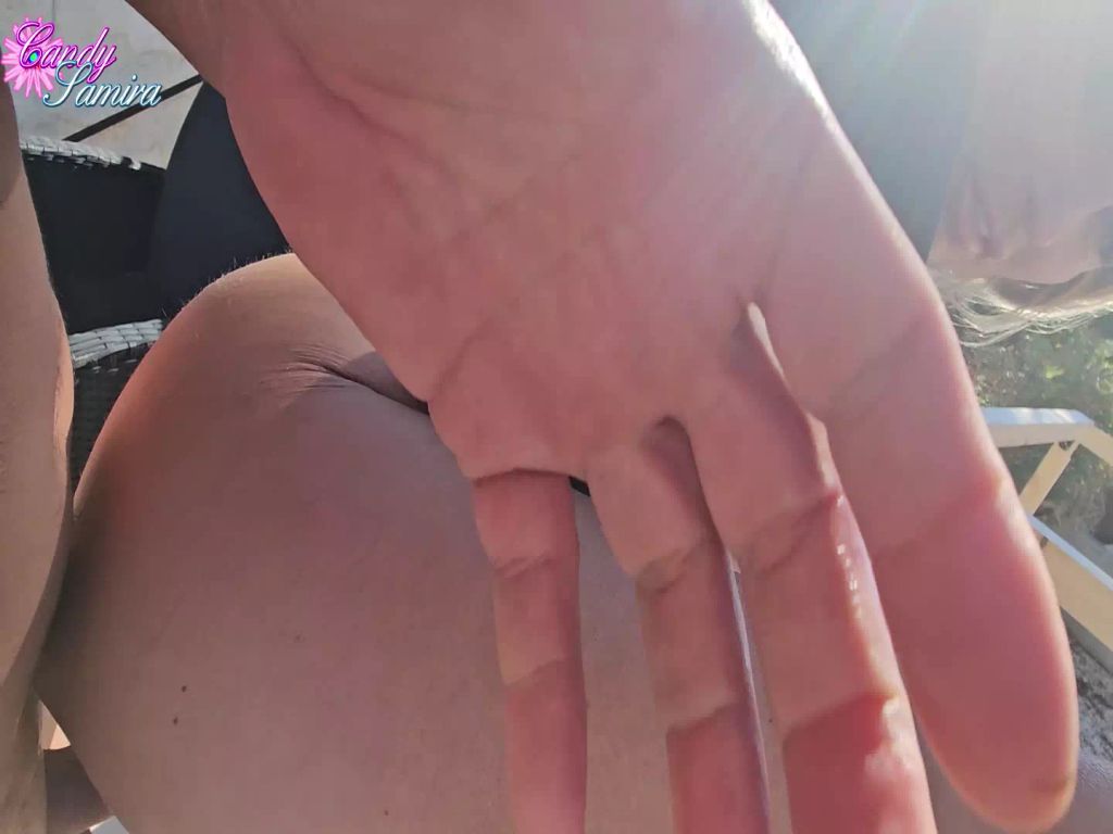 sexy foto nr. 9 von Fremden nach Fitness vom Strand abgefickt