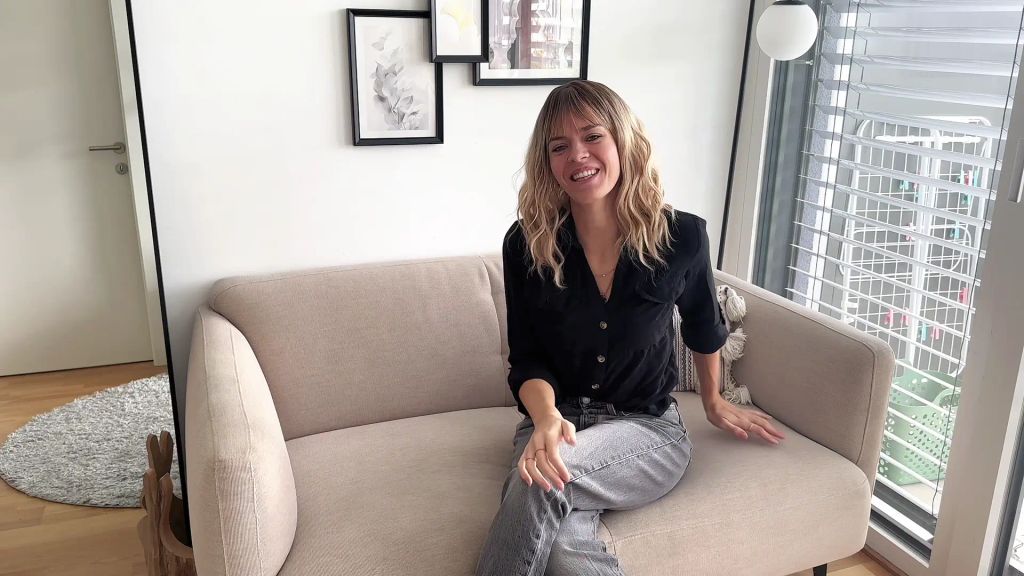 sexy foto nr. 1 von Was wird meine Familie sagen? Meine BRÜSTE zum 1x gezeigt 🤫