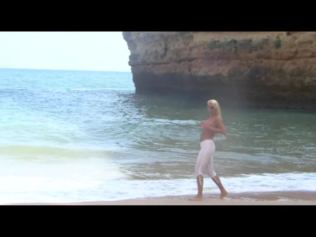 Vorschaubild 4 zum Video „Here I am“