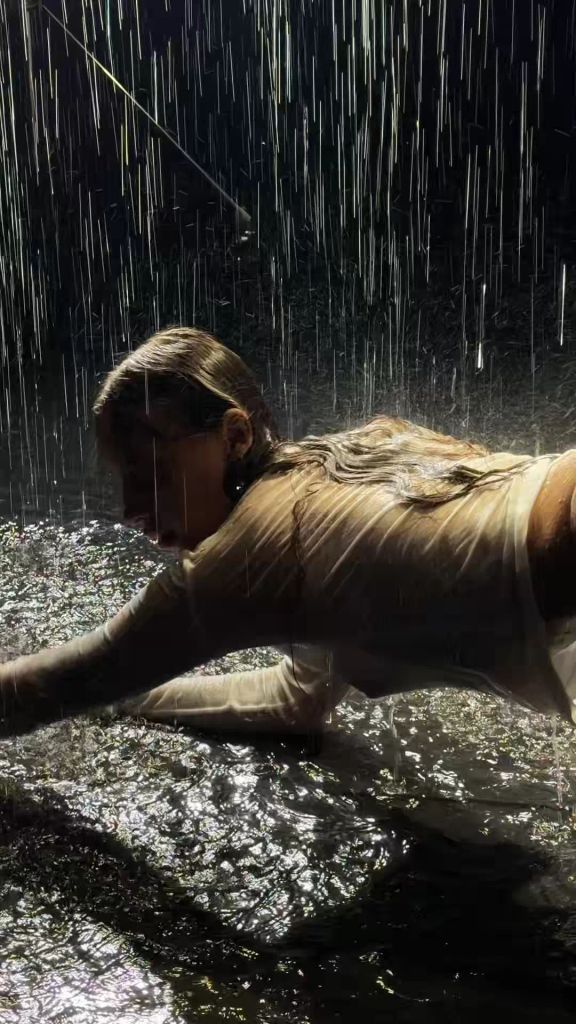 Vorschaubild 3 zum Video „Heißer Wasserspaß“