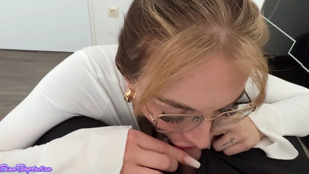 sexy foto nr. 4 von Die Gehaltsverhandlung / Teil 1