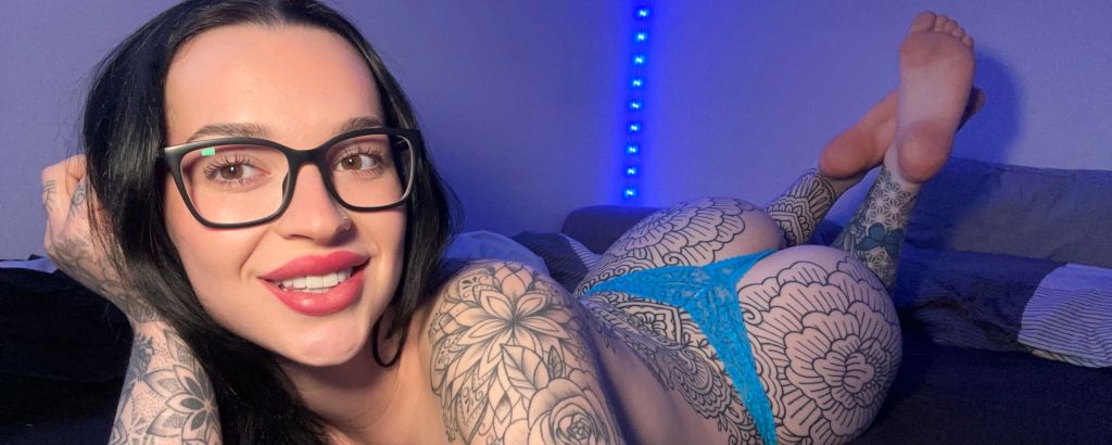 landscape image of KristinaxxRose