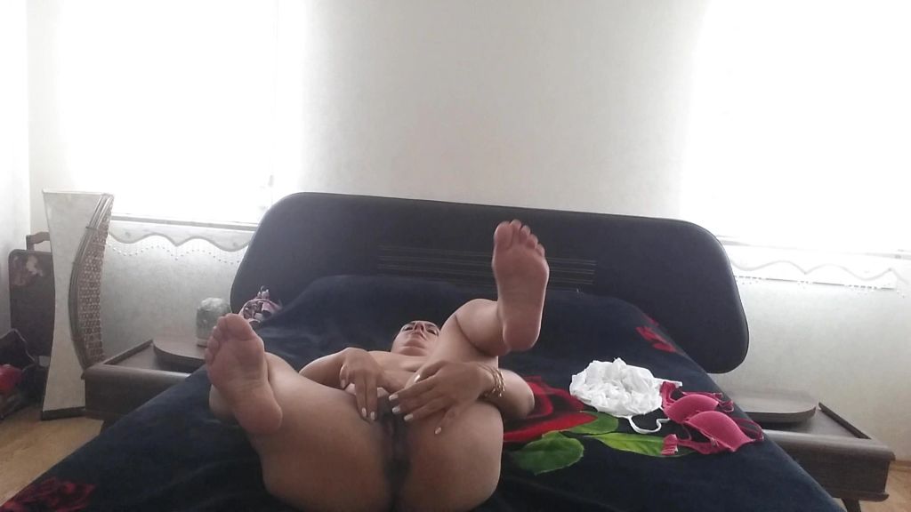 sexy foto nr. 8 von Türkin im Schlafzimmer 2