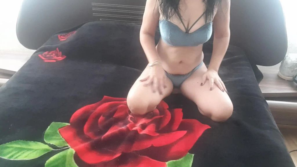 sexy foto nr. 1 von Türkin im Schlafzimmer 3