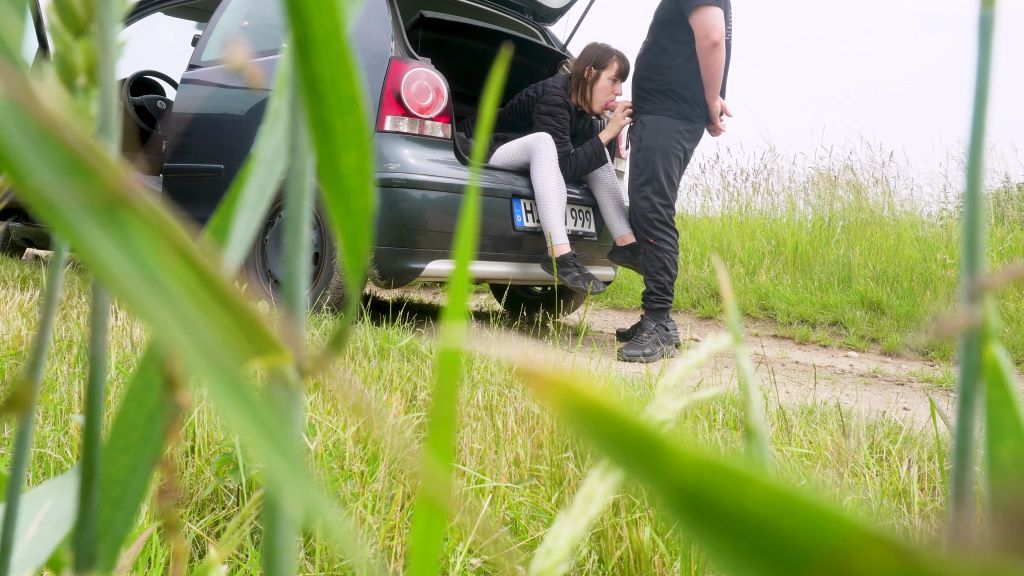 sexy foto nr. 7 von Spontaner RIESENSCHWANZ BLOWJOB! Er hat gefragt, ich habe ge