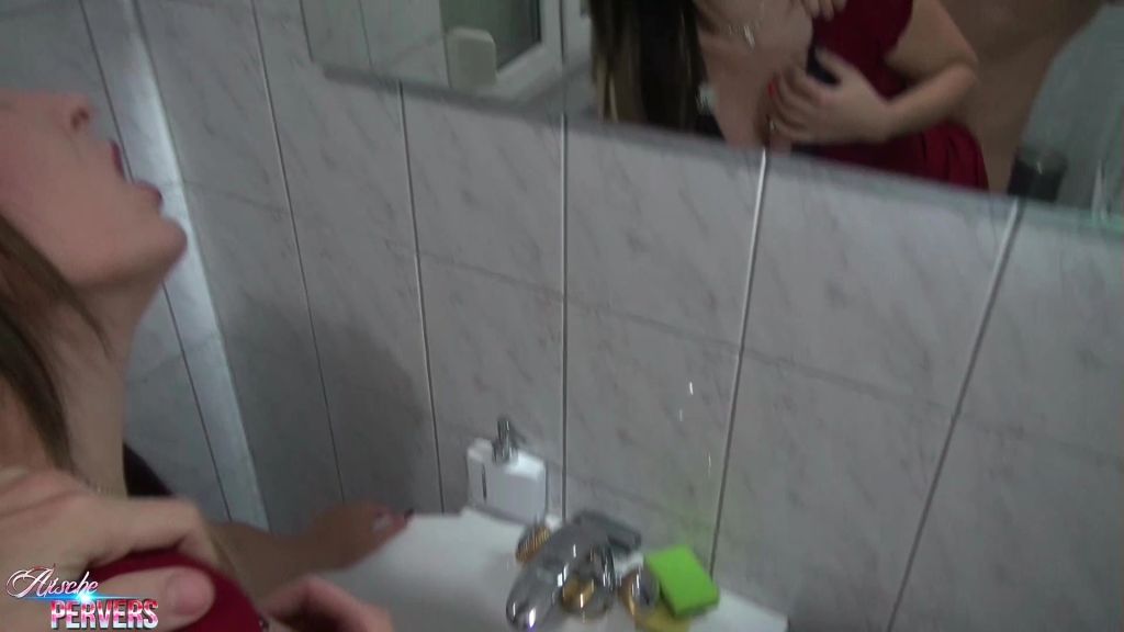 sexy foto nr. 4 von Erwischt beim FREMDFICK !!!