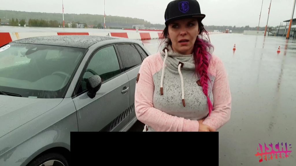 sexy foto nr. 3 von Blasgeil auf der Rennstrecke!
