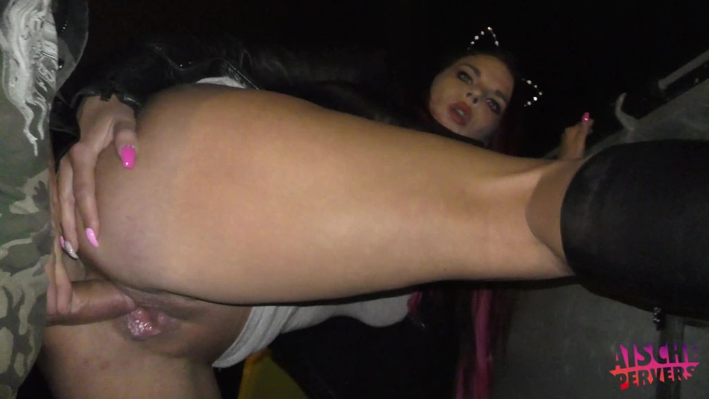 sexy foto nr. 9 von Creampie Fremdfick nach der Party