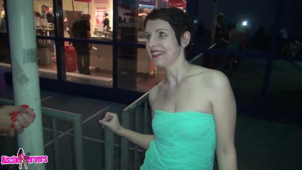 sexy foto nr. 3 von Pornocasting auf der Venus - 100% real !!!
